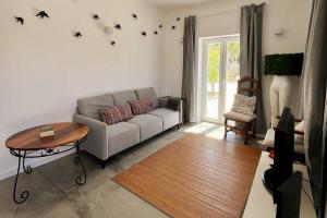 New Beach House near main street close PraiaGrande