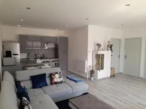 Belle maison neuve a 15 min de Bordeaux et 35 min - Cestas