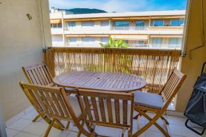 Confort du Sud T2 avec garage et WiFi en centre-ville