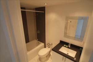 Castle 515 Studio BayView Direct Beach Access, Pool, Tennis, Free Parking