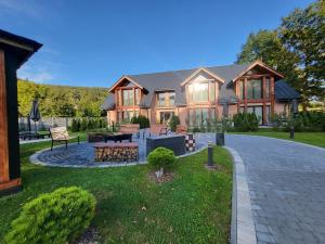 RIVER REST - ADULTS ONLY