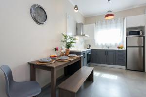 Aris by Anita Holiday Homes