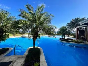 CR MARIPOSA RENTALS Cozy Retreat with Pool,Tennis,Gym,Free WiFi - Sabanillas