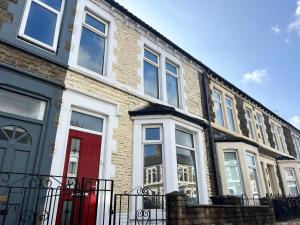 Vale House by Switchback Stays