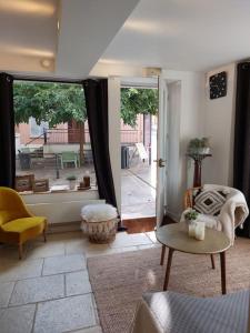Appartements Chez Laurette - Charming apartment in historic village near Versailles : photos des chambres