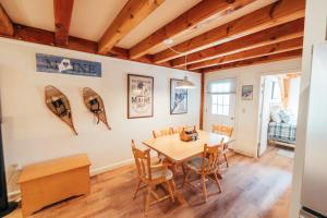 Newly Renovated & Furnished Condo, Only 3 min to Sunday River!