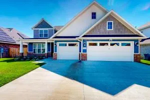 Life is Good on 18th Street - Centerton