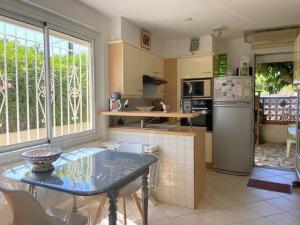 Appartement T3 plain pied terrasse wifi 4SARD32 Apartment ground floor, terrace and wifi