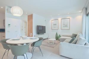 Jardines - Avago 0-3 GARDEN VIEW 1B