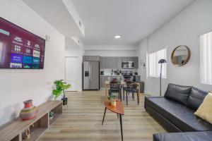 Charming Apt Near to Stadium LoanDepot Park