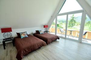 White Dragon Sea View Villa