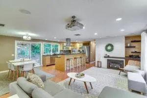 Lake Oswego Home with Covered Patio Near Portland! - Tualatin