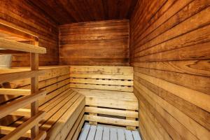 Bay Point Hillside - 17A Up & 17A Down