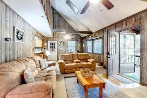 Country Creek Cabin - Young Harris