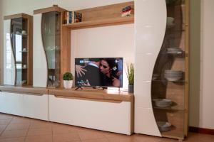 Isa Center - Leonardo Accademy - MXP - Lakes