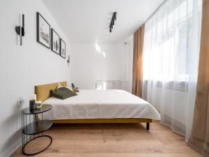 Modern 2 bedroom Vytenio apartment in city centre I Self check-in