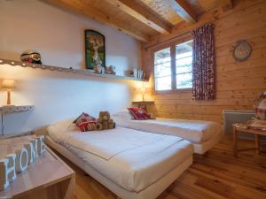 Chalet chaleureux à La Tania - 10 pers, parking, skis aux pieds - FR-1-575-31