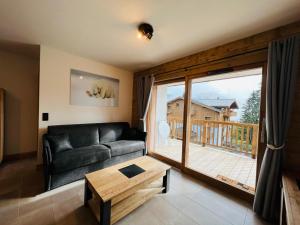 Appartements Les Saisies : Appart. 6 pers, 2 ch, 2 sdb, parking, wifi - FR-1-293-385 : photos des chambres