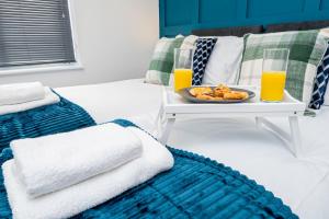 Contractors 8 Beds 3 Bath Parking Monthly Discount