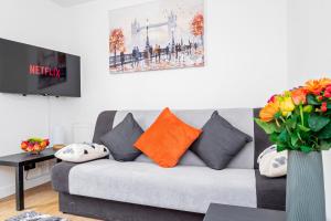 8 Beds, 3baths Perfect For Contractors & Teams