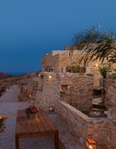 Themonies Luxury Suites Folegandros Greece