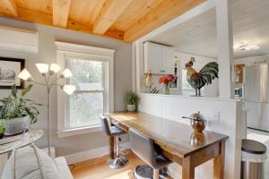 Beautiful Falmouth Condo with Patio Near Portland!