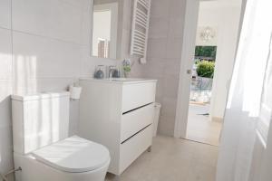 Casa Luna Rural Con Piscina y Jardín