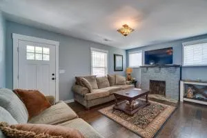 1001 Sevier Bungalow 2 Mi to Neyland Stadium! - Chilhowee Hills