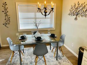 House FREE Parking 3 Bed & Backyard