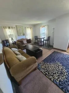 MOA, Airport, Lakes, Concerts, Sports, & More! Relax & Enjoy - Eagan