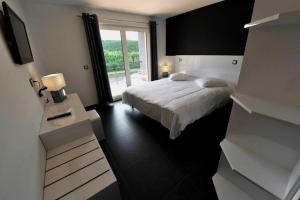 Superior Double Room with Balcony or Terrace room in Hotel Eden Ardenne