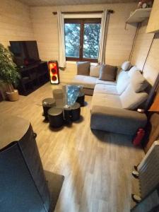Chalets Chalet 8 personnes + grand terrain et riviere : photos des chambres