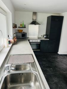 Capstay La Louvière