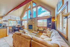 Spruce Chalet