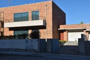 Casa de praia familiar 4 quartos e jardim - Rio