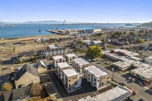 *Brand New* Fully Updated Condo 910 in Anacortes