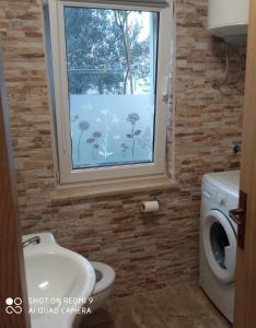 Family friendly house with a swimming pool Gajana, Fazana - 15385