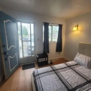 Cute little private place in downtown Wallaceburg - Algonac