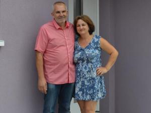 Gîte familial tout confort à Altkirch - Terrasse, jardin, parking, proche pistes cyclables et randos - FR-1-744-5