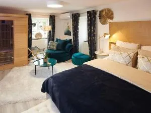 Suite Or avec Sauna Privatif et Cuisine Équipée - Idéale pour un Séjour Relaxant en Alsace - FR-1-744-13 - Heidwiller