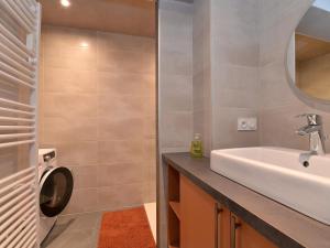 Maisons de vacances Charmant appartement renove pour 4 pers avec terrasse a Hunawihr - FR-1-744-14 : photos des chambres