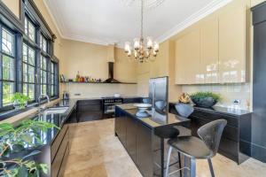 Wembley House, Southern Highlands