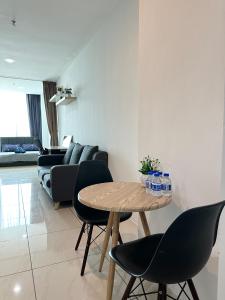 ITCC Manhattan by StayIn 5pax