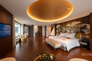 Sea Stars Cruise - Star of the South - Saigon River