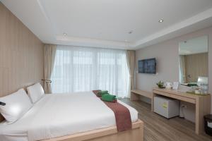 The Palms, Kamala Beach - SHA Extra Plus