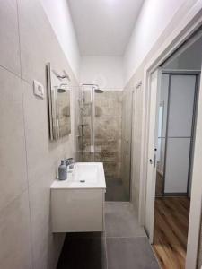 Chariming and Comfy Studio