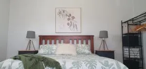 Serenity Holiday House Port Lincoln Holiday House - Tumby Bay