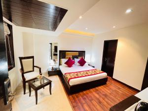 Hotel Aura IP Grand Karkardooma Metro Station New Delhi