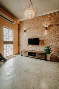 Stay&Chill - S.2: Cozy studio step away from Bui Vien