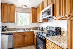 Sherman Oaks 1BR w Pool Gym Lounge nr TJ WF LAX-462